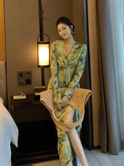 LIZAKOSHT  -  V-neck Printed Chiffon Floral Dress for Women Vacation Style French Retro Temperament Waist-hugging Long Skirt