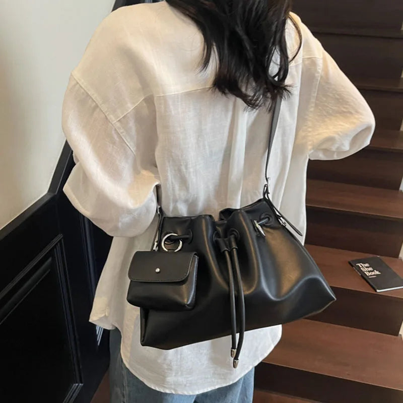 LIZAKOSHT  -  Women'S Drawstring Bucket Bag Fashion Casual Shoulder Bag Large Capacity Tote Bag Crossbody Bag Adjustable Shoulder Strap