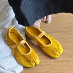 LIZAKOSHT  -  New Split Toe Peas Shoes Women 2025 Trotters Cross Horseshoe Red Casual Mary Jane Ballet Flats Shoes Female