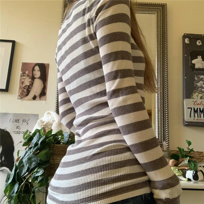 LIZAKOSHT  -   Women Y2k Grunge Striped Long Sleeve Tops Crew Neck Fall Slim Fit T Shirts 2000s Gothic Harajuku Aesthetic Tee Tops