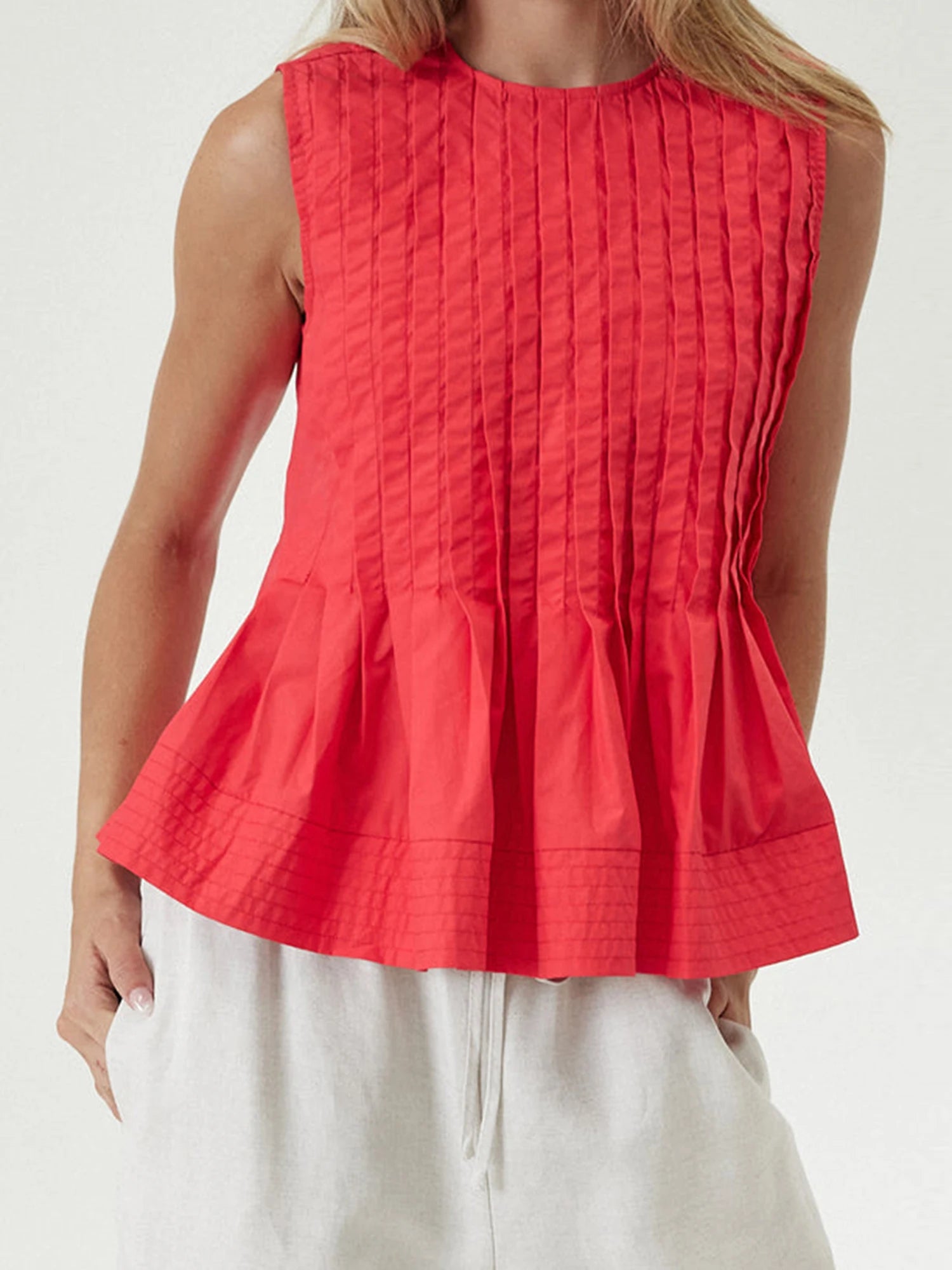 LIZAKOSHT  -  Women s Sleeveless Pleated Tank Top with Round Neck and Ruffled Hem - Solid Color Casual Summer Streetwear Shirt