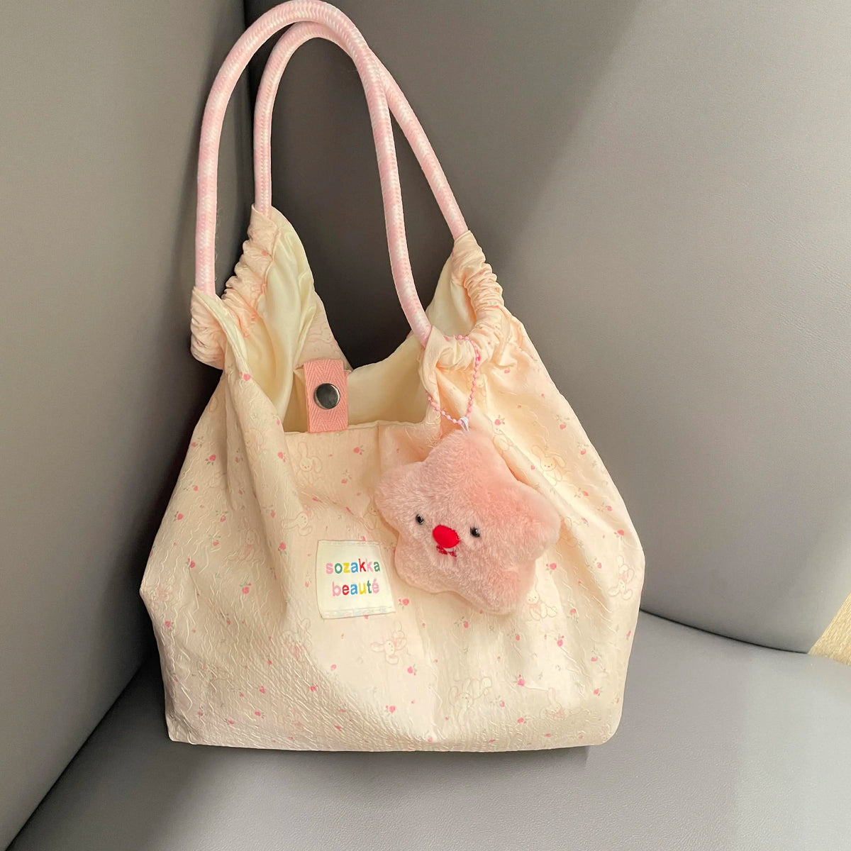 LIZAKOSHT  -  Spring and summer new bag girl cartoon portable shoulder canvas bag large capacity versatile commuter underarm tote women