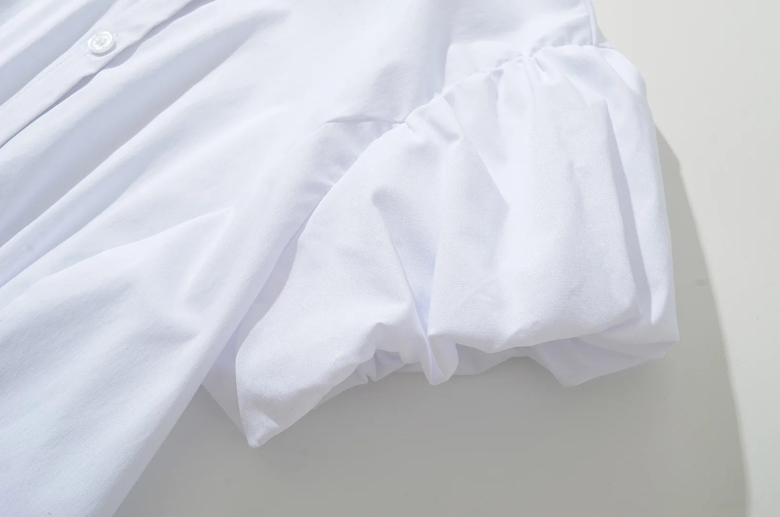 LIZAKOSHT  -  Women WHITE Corset-like Paneled Construction Short Gathered Sleeves LIANA TOP