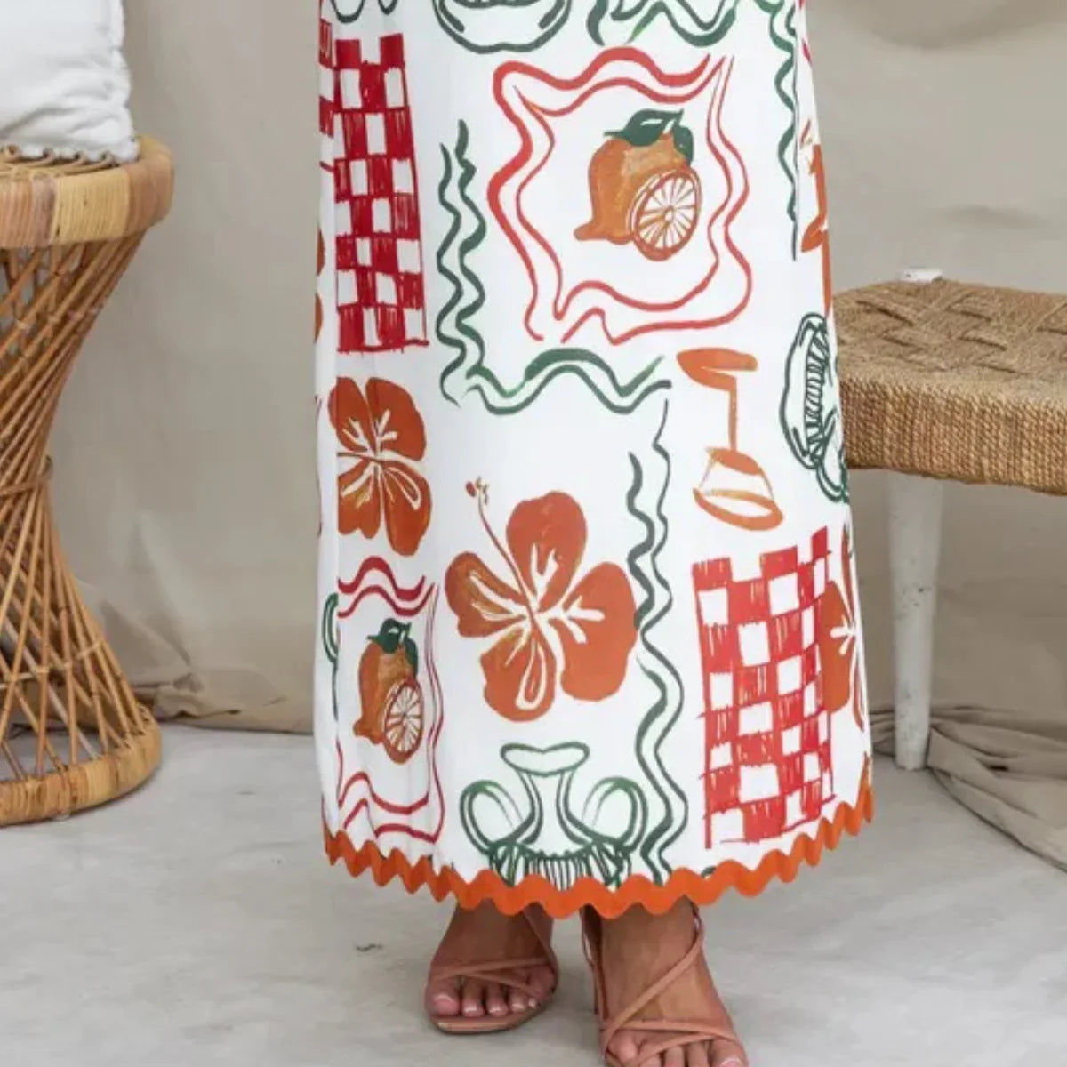 LIZAKOSHT  -  Hot Selling Spring and Summer New Fashionable Chest Hugging Pleated Casual Dress INS Holiday Loose Women's Dress