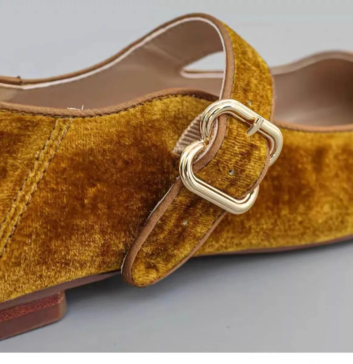 LIZAKOSHT -  Designer Women Velvet Mary Janes Belt Strap Shoes Ladies Square Toe Flats Ballerina Dress Barefoot Loafers Brides Ballets Femmes