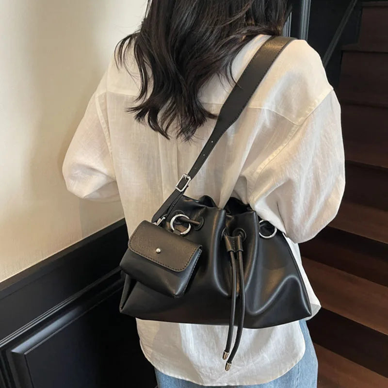 LIZAKOSHT  -  Women'S Drawstring Bucket Bag Fashion Casual Shoulder Bag Large Capacity Tote Bag Crossbody Bag Adjustable Shoulder Strap