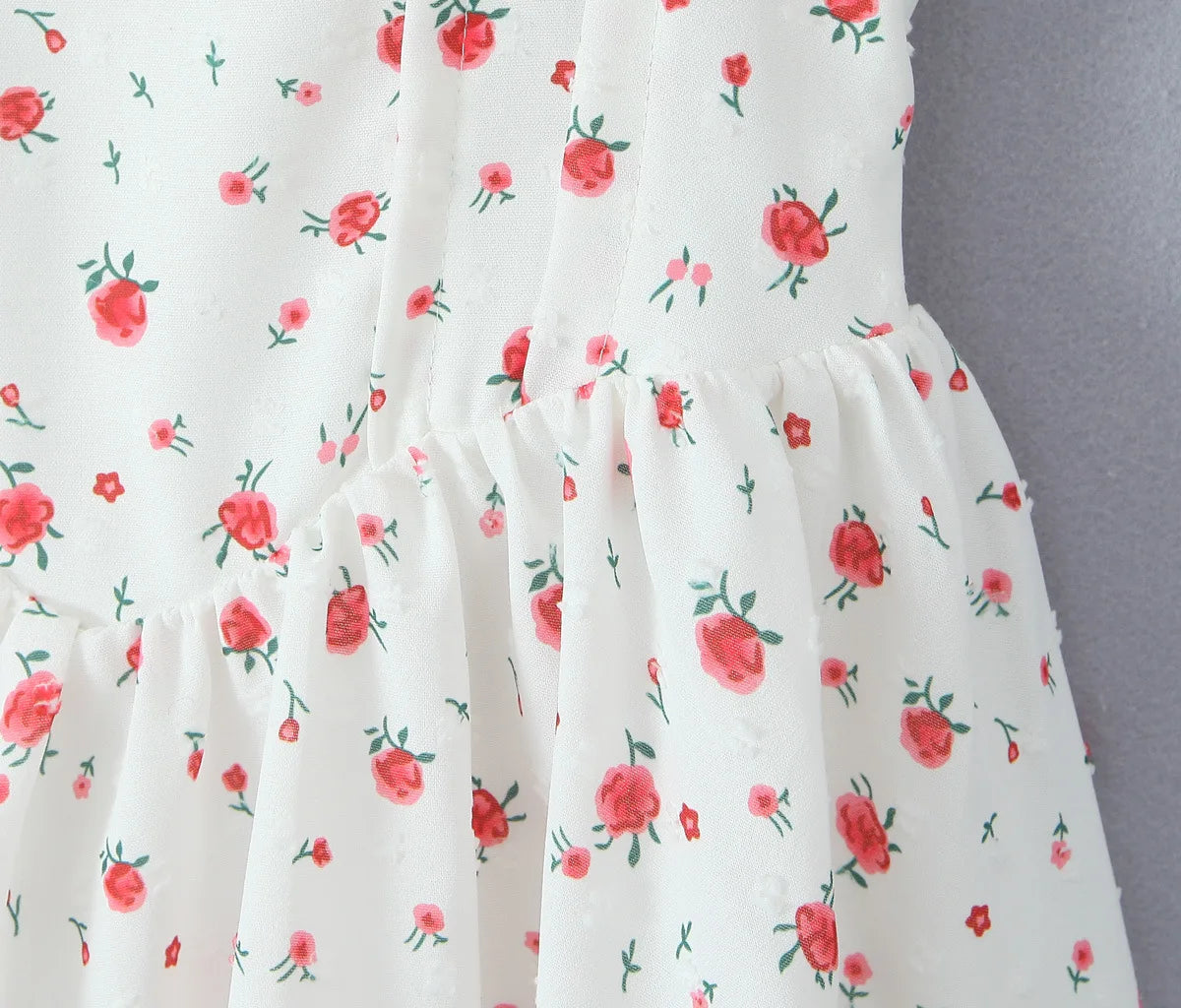 LIZAKOSHT  -  Summer French Sweet Wind Strap Waist Thin Cake Layer Bubble Sleeve Dress
