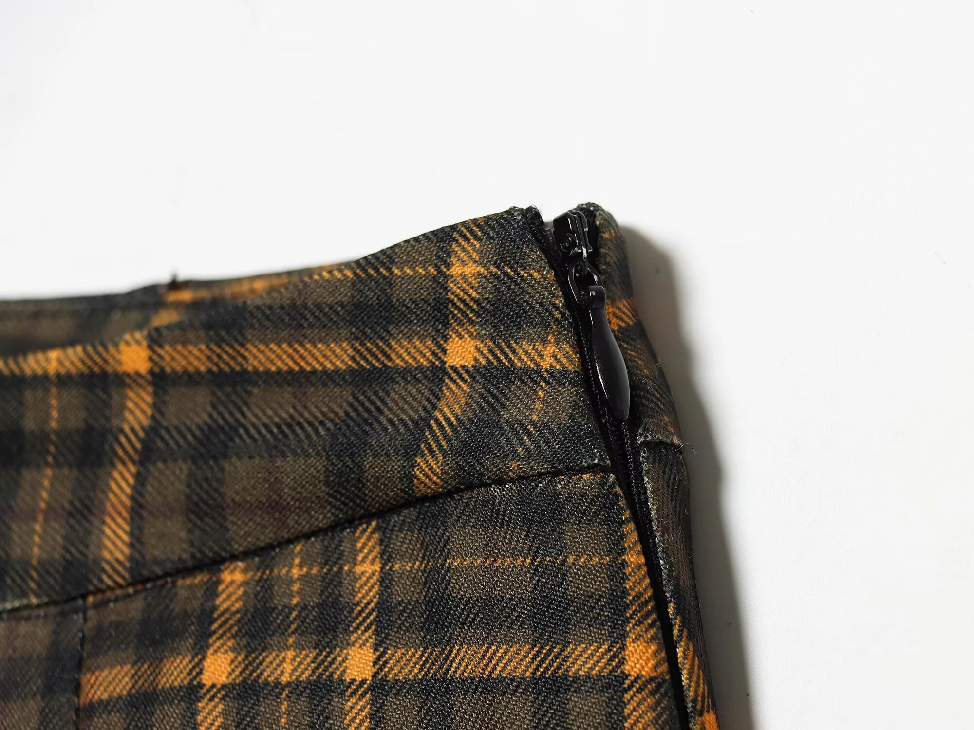 LIZAKOSHT  -  Spring Sweet and Spicy Style Loose High Waist A-line Button Decoration Medium length plaid Half length Skirt for Women