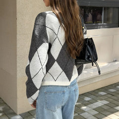  LIZAKOSHT  -  Women V Neck Argyle Knit Sweater Long Sleeve Loose Fit Pullover Jumper Casual Fall Winter Knitwear