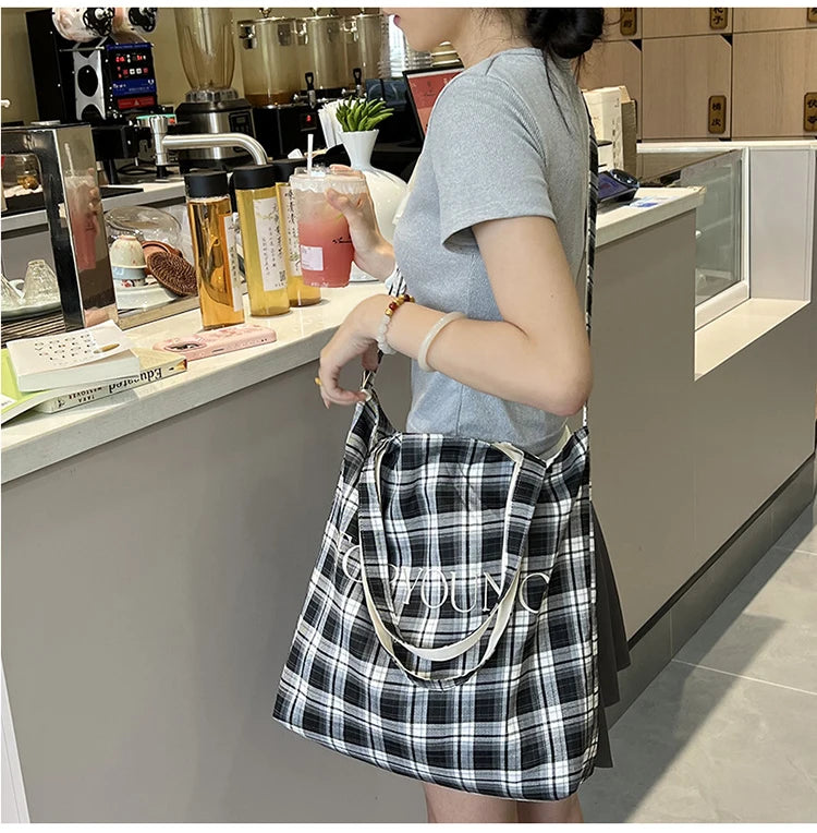 LIZAKOSHT  -  Women's Checkered Shoulder Bag Student Plaid Crossbody Bags Versatile Large Capacity Handbag