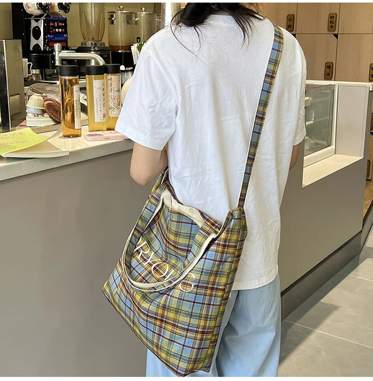 LIZAKOSHT  -  Women's Checkered Shoulder Bag Student Plaid Crossbody Bags Versatile Large Capacity Handbag