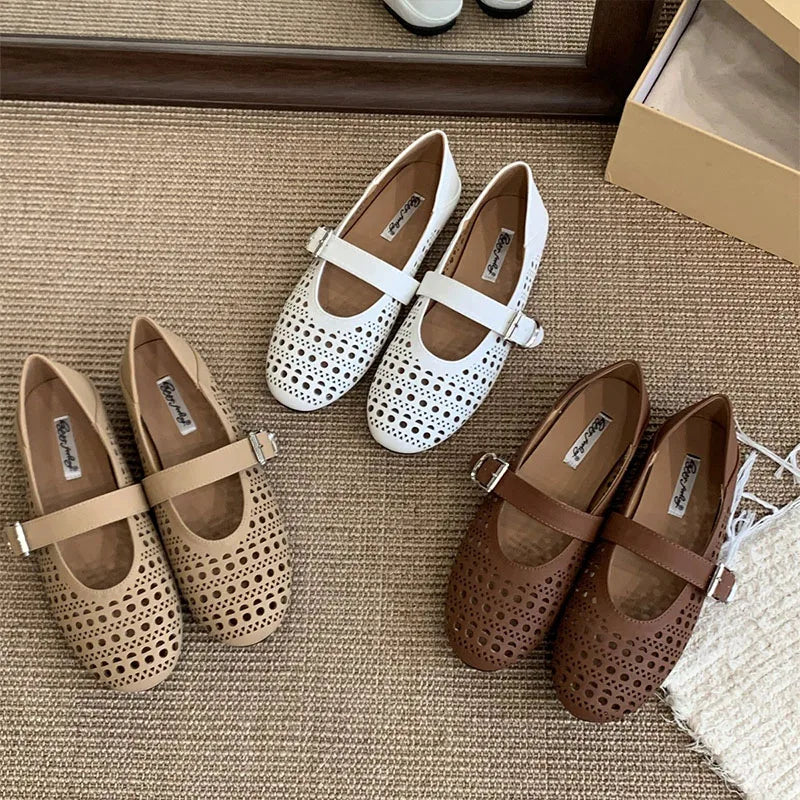 LIZAKOSHT  -  New Spring Women Flat Shoes Fashion Hollow Round Toe Ladies Elegant Loafer Shoes Soft Flat Heel Outdoor Boat Shoes New Woman