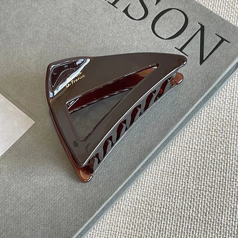 LIZAKOSHT  -  1PC Chocolate, Acetate, Grab Clip, Hair Clip, Female, Back of Head, Hair Grip, Premium, Shark, High Quality, Four Seasons