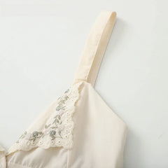 LIZAKOSHT  -  Sexy Fashionable KAOPU ZA Summer New Women's Embroidered Silk Camisole Top Strapless Backless Polyester Fabric Ladylike
