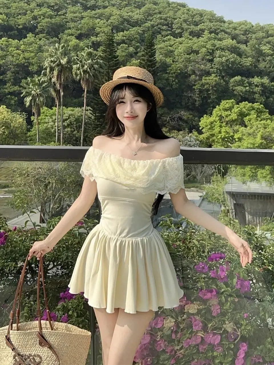 LIZAKOSHT  -  Pure Lustrous Ruffled Off-shoulder Lace Spliced pleated Waist-hugging Design Sweet Princess Dress