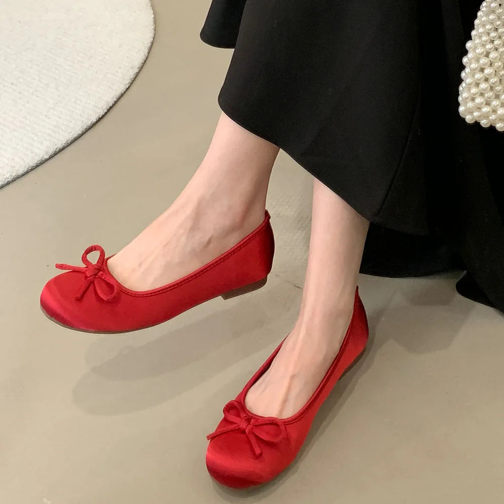 LIZAKOSHT  -  Brand New Women's Flats Ballet Shoes Sweet Round Toe Satin bow Soft Sole Daily Life Easy to Slip On Shoes for Office Lady