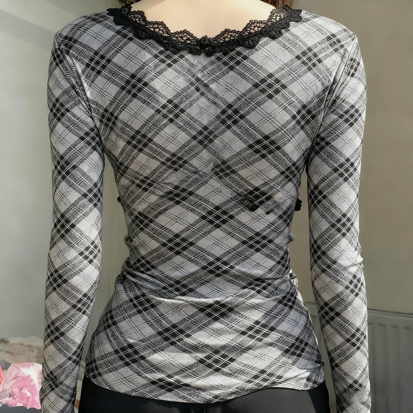 LIZAKOSHT  -  Y2K Lace Lace T Shirt Women Deep V Neck Plaid Long Sleeve Slim Fit Slimming Fashion Inner Top Pure Desire Sweet Style