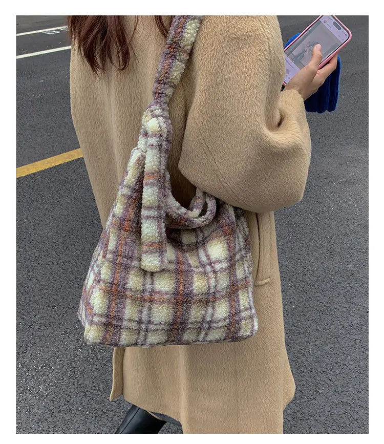 LIZAKOSHT  -  New Winter Autumn Plaid Furry Crossbody Bag Women Large Capacity Retro Shoulder Tote Bucket Bag Simple and Versatile Storage Bag