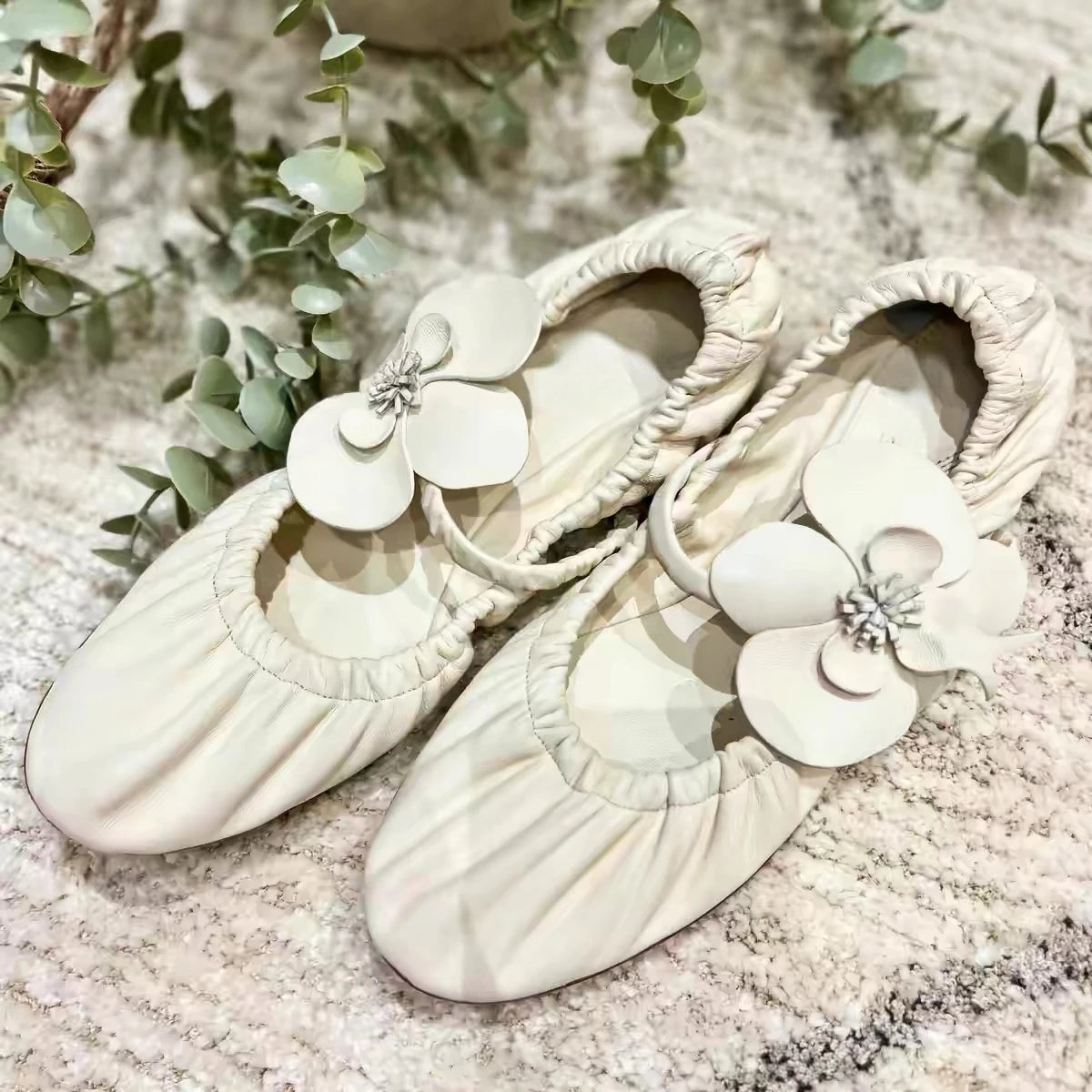 LIZAKOSHT  -  New Flower Flat Mary Jane Shoes Women Round Toe Comfy Casual Loafers White Fashion Brand Mule Shoes Designer Floral Ballet Shoes