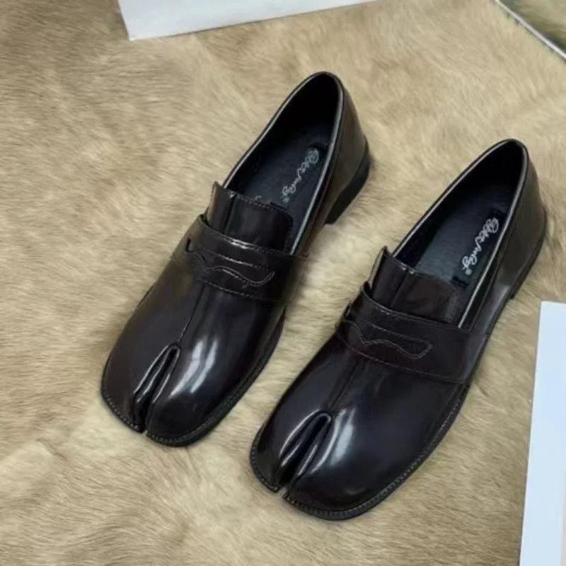 LIZAKOSHT  -  New Mary Jane Women Flat Split Toe Shoes, Microfiber Leather Comfortable  Slip-on  Sandals, Woman Soft Soled Loafers Shoes