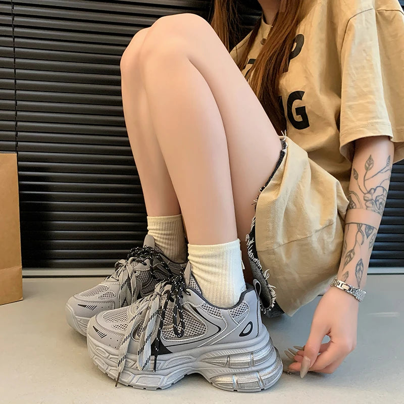 LIZAKOSHT  -  Fashion Thick Platform Shoes Women Sneakers Cross Lace-Up Casual Shoes Flats Tenis Feminino Comfortable Women Sneakers