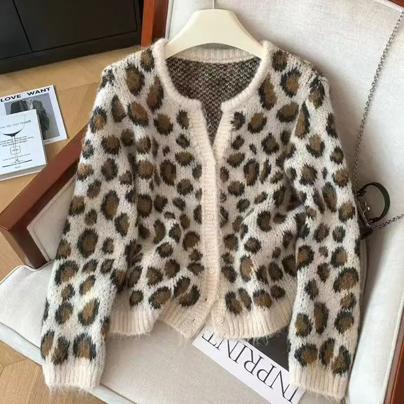 LIZAKOSHT  -  Leopard Print Sweater Cardigan for Women Vintage Button-Up Single Breasted Knit Top Coat Comfy Soft Autumn Winter Y2K Sweater