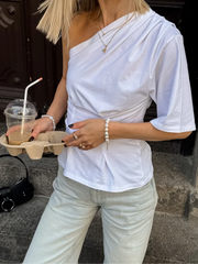 LIZAKOSHT  -  Women's White One Shoulder Asymmetric Blouse Elegant Ruched Bust Minimalist Sleeve Tops Women's Fashion Date Night T-shirt