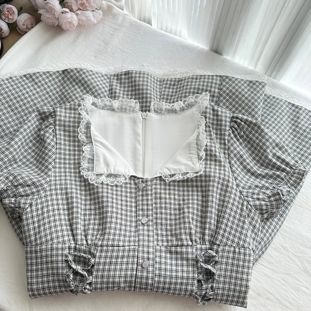 LIZAKOSHT  -  French Retro Plaid Shirt Dress Women Summer Waist Slim Fit Dress with Lace Doll Collar Puff Sleeves Ruffle Hem Vintage Sweet New