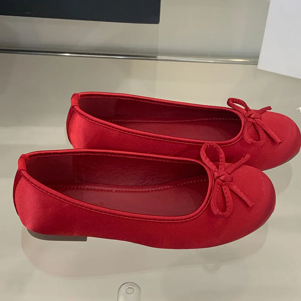 LIZAKOSHT  -  Brand New Women's Flats Ballet Shoes Sweet Round Toe Satin bow Soft Sole Daily Life Easy to Slip On Shoes for Office Lady