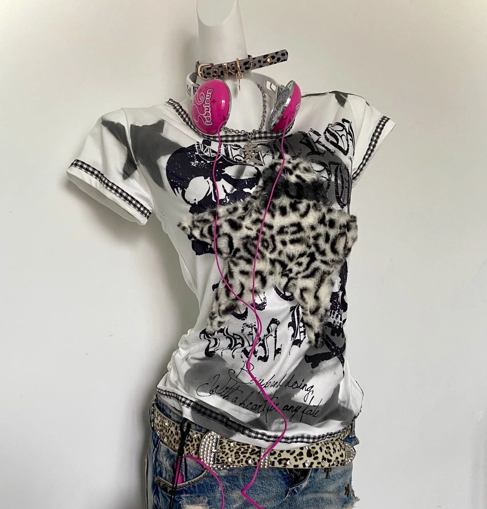 LIZAKOSHT  -  White T Shirts Women Summer Stars Leopard Print Patchwork Short Sleeve Top Y2k 2000s Sweet Cool Punk Subculture Tees
