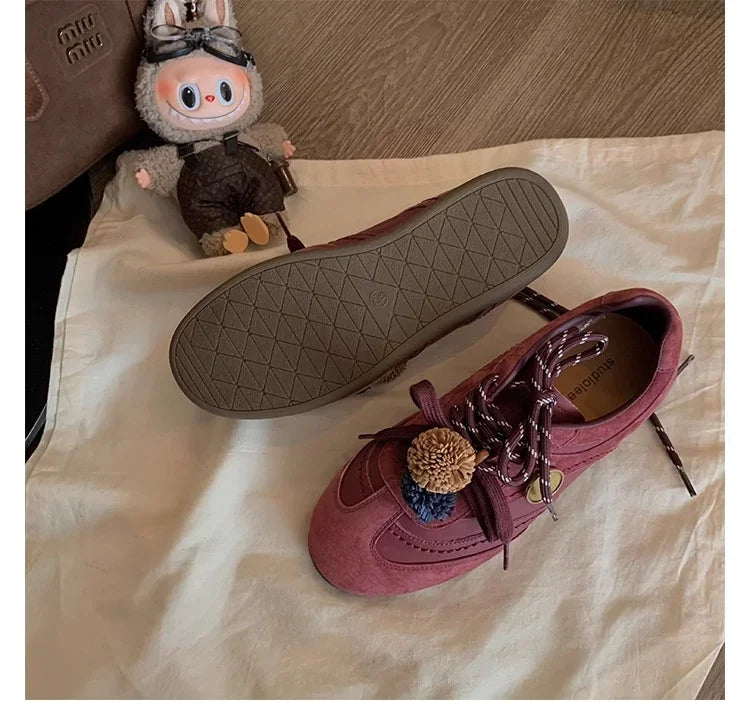 LIZAKOSHT  -  Autumn New Designer Women's Stylish Versatile Sneakers Trend Casual Board Shoes Comfortable Soft Soled Ladies Sneakers