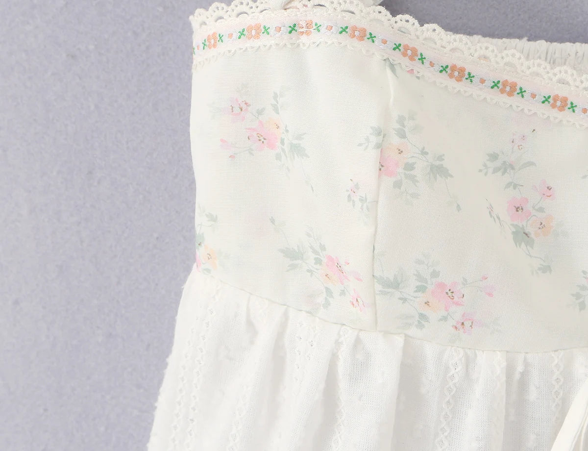 LIZAKOSHT  -  Sexy White Spliced Floral Print Elastic Strap Tank Top Women Hook Buttons Lacing Up Bow Front Elastic Back Crop Vest Beach
