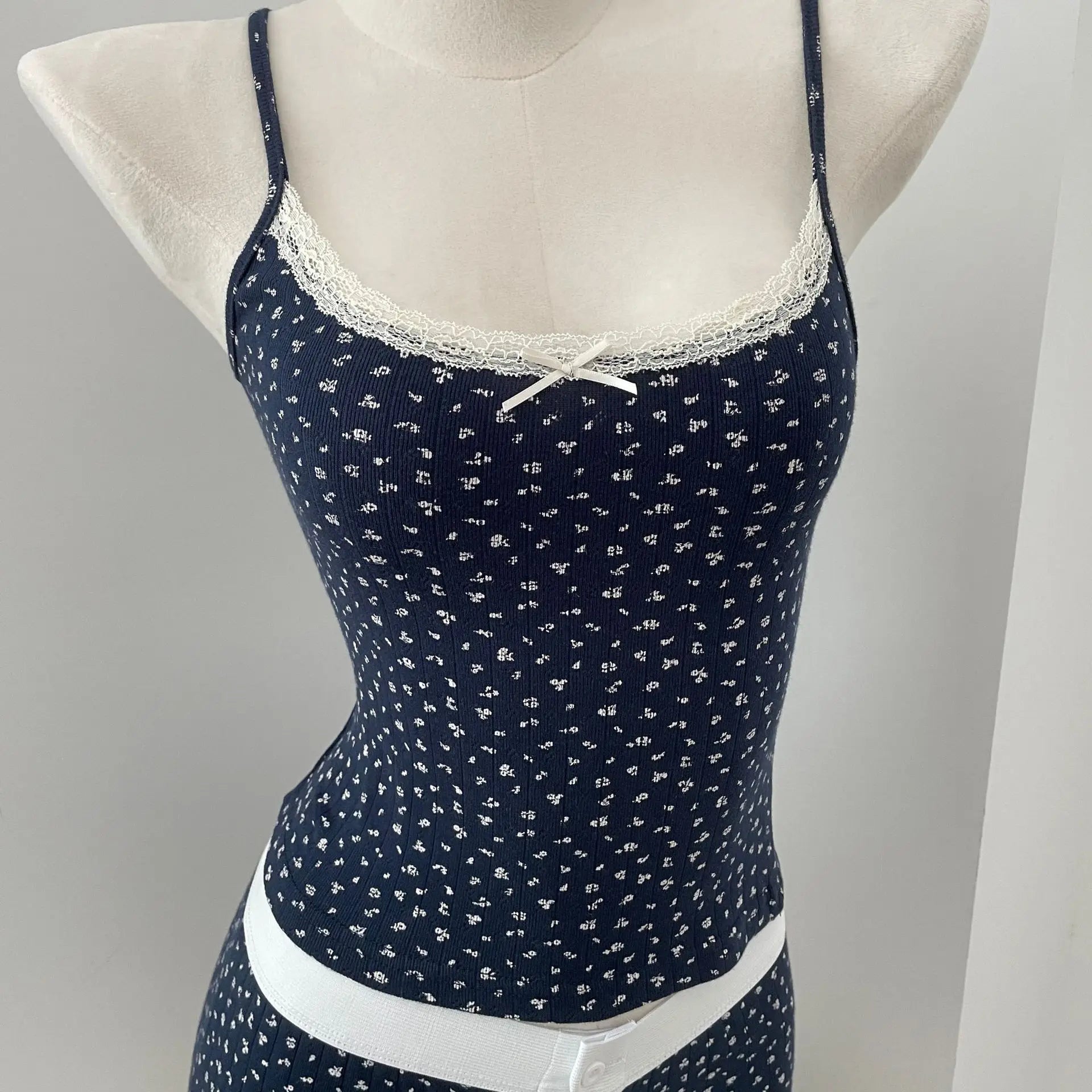 LIZAKOSHT  -  Brandy & Mandy Floral Lace Bow Halter Slim Tank Top Sweet Camisole Summer Fashion