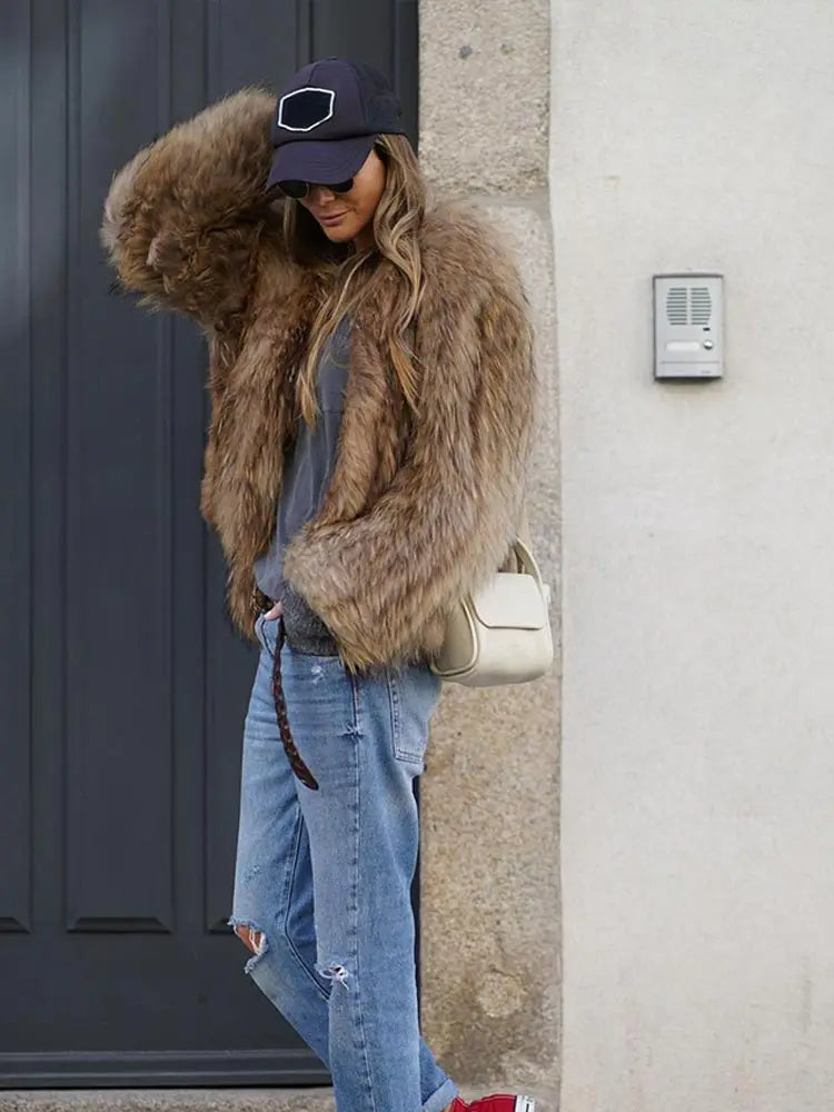 Lizakosht Fashion Thicken Short Faux Fur Jacket For Women Chic V Neck Long Sleeved Plush Cardigan Winter Female Elegant Warm Coat