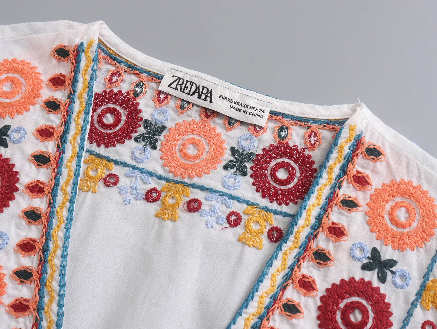 LIZAKOSHT  -  European and American Style Summer New Ethnic Style Contrasting Embroidered Top Shirt Contrasting Embroidered Half Skirt Set