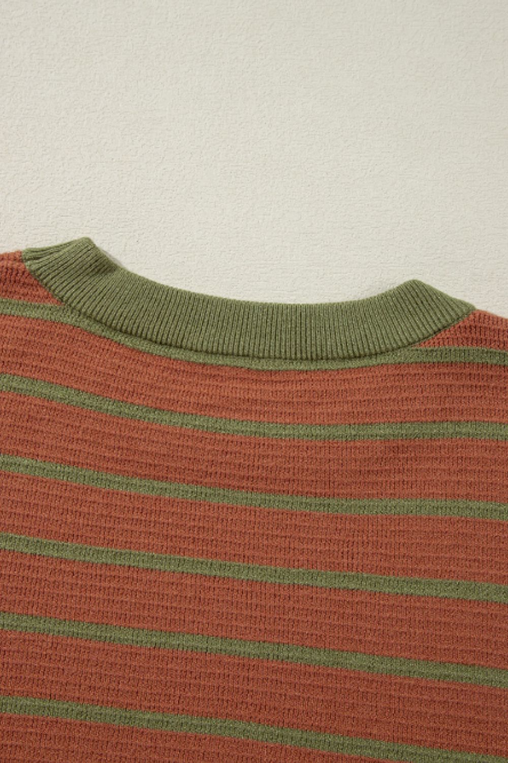 LIZAKOSHT  -  Striped Round Neck Long Sleeve Sweater