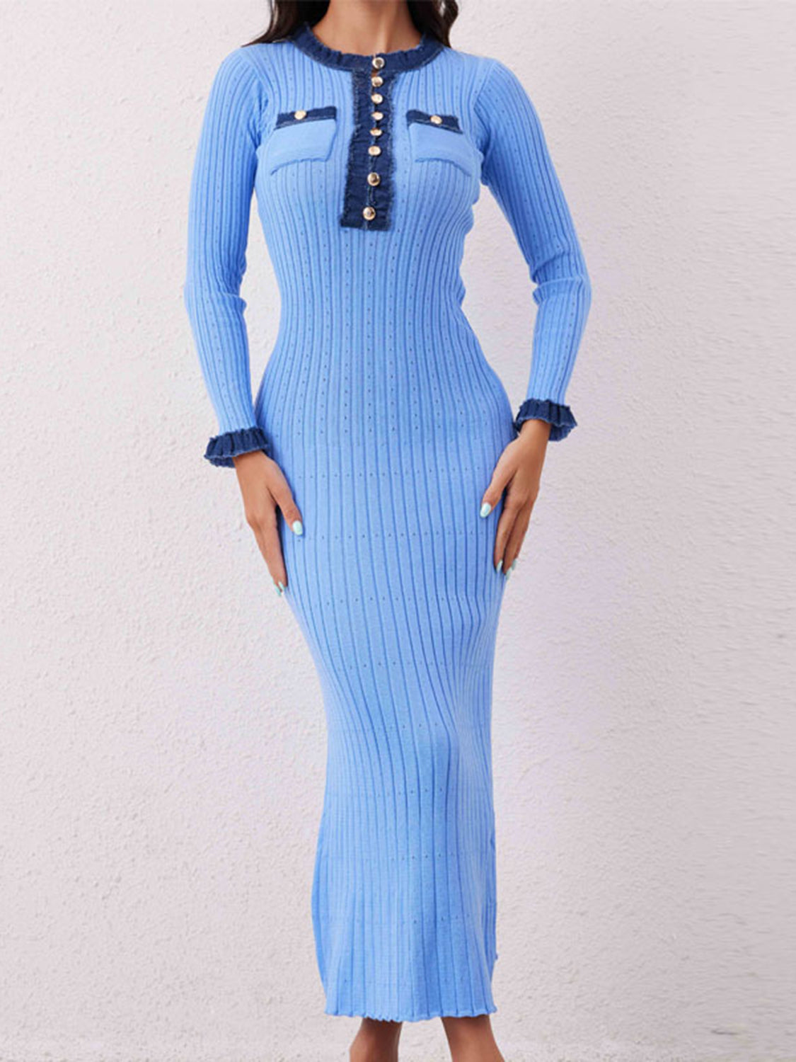 LIZAKOSHT  -  Contrast Trim Round Neck Long Sleeve Sweater Dress