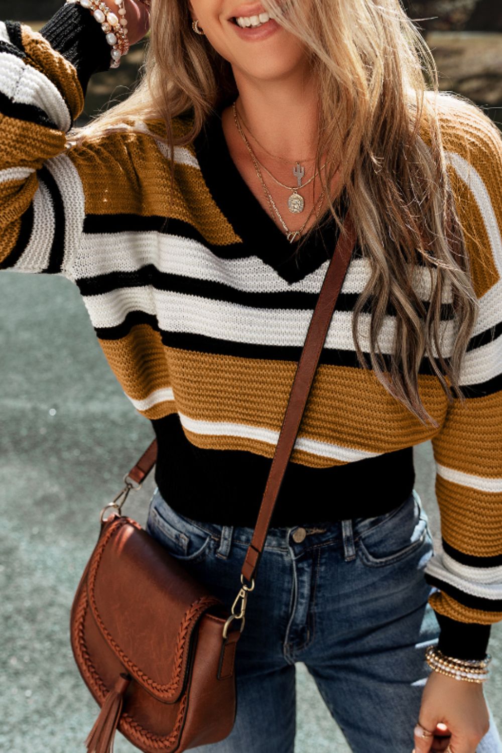 LIZAKOSHT  -  Contrast Stripes V Neck Long Sleeve Sweater
