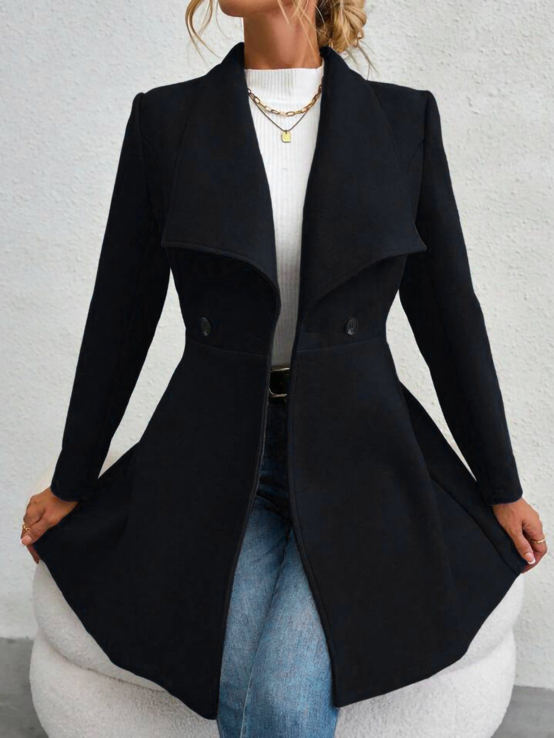 LIZAKOSHT  -  Collared Neck Button Up Long Sleeve Coat