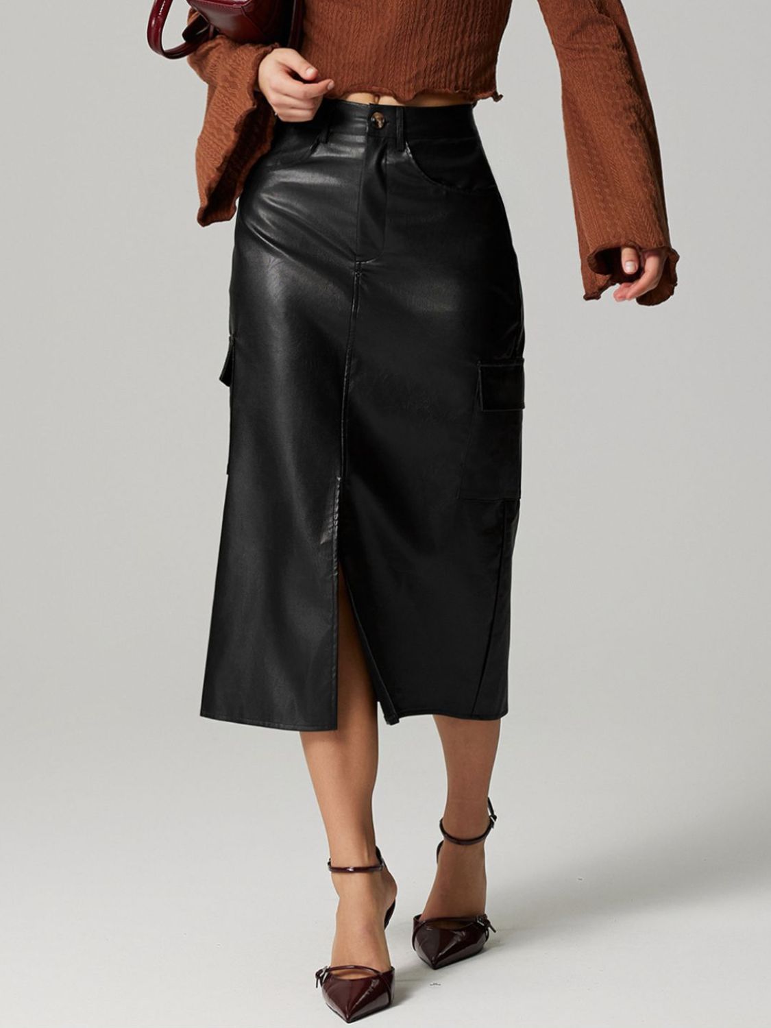 LIZAKOSHT  -  Slit Midi Skirt with Pockets