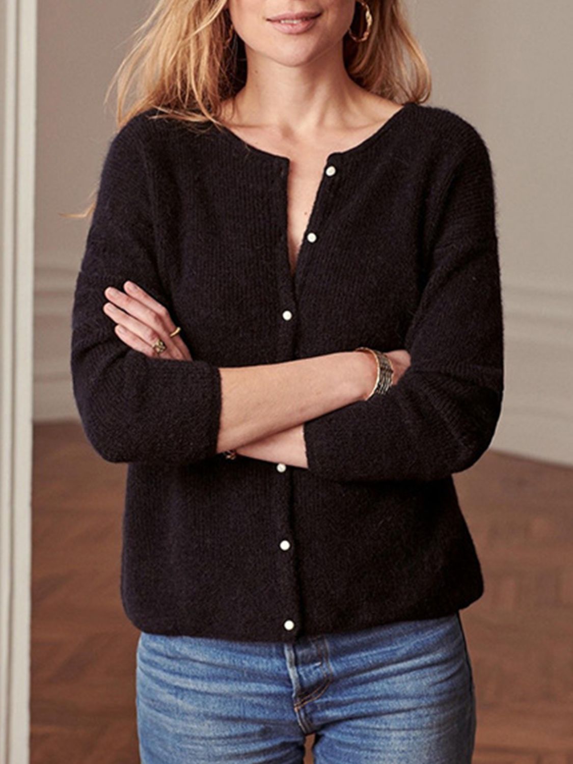LIZAKOSHT  -  Button Down Long Sleeve Sweater