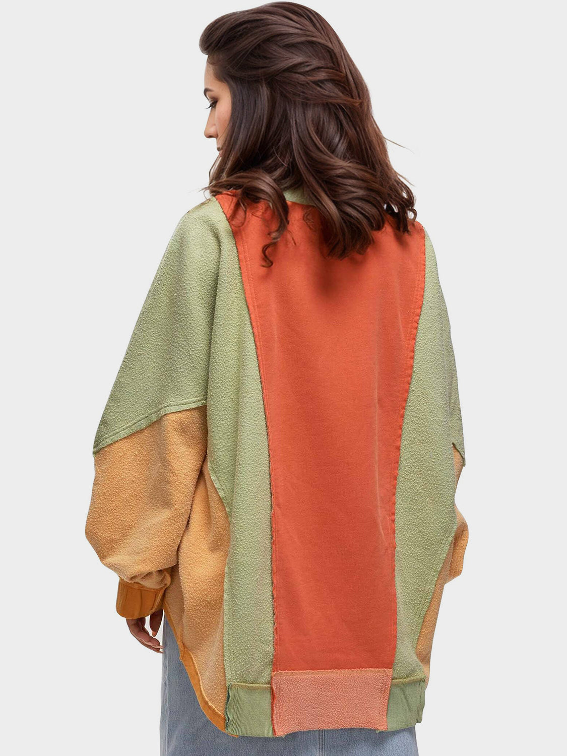 LIZAKOSHT  -  High-Low Exposed Seam Contrast Long Sleeve Sweatshirt