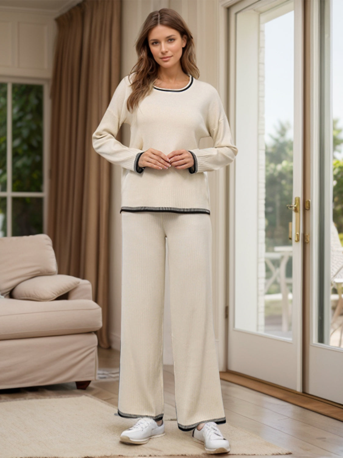 LIZAKOSHT  -  Contrast Trim Round Neck Top and Pants Sweater Set
