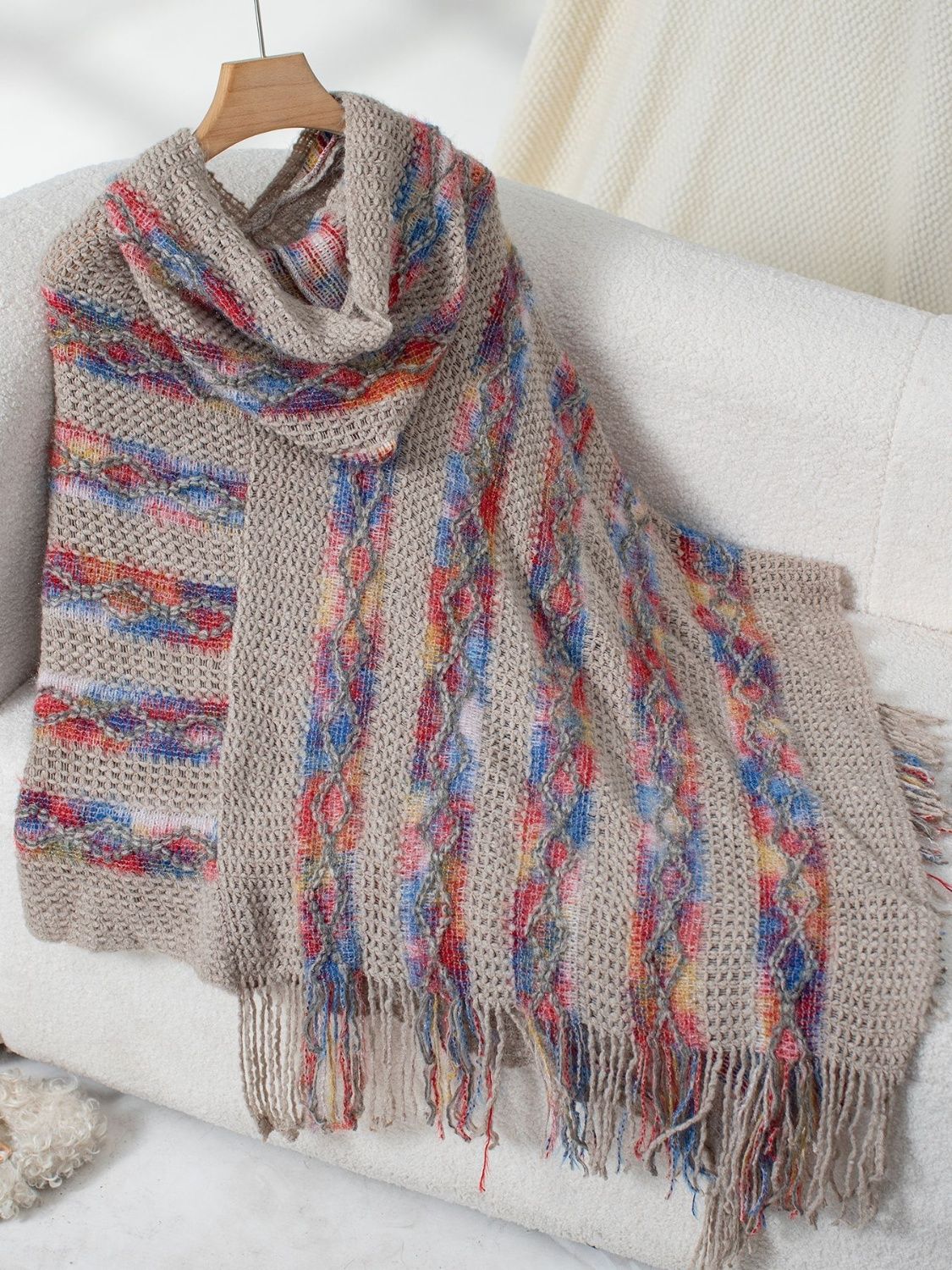 LIZAKOSHT  -  Fringe Contrast Hooded Poncho