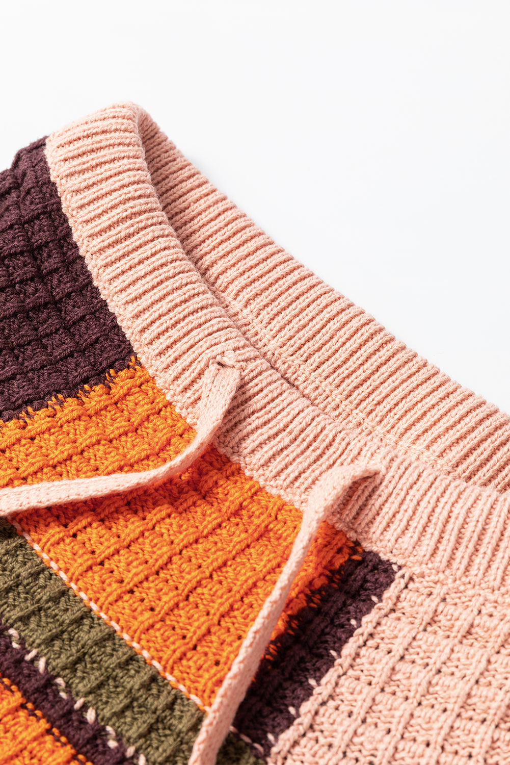 LIZAKOSHT  -  Drawstring Color Block Mock Neck Sweater