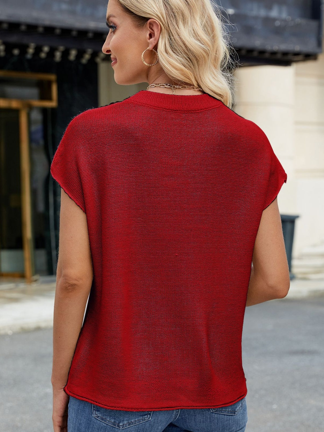 LIZAKOSHT  -  Exposed Seam Round Neck Short Sleeve Sweater