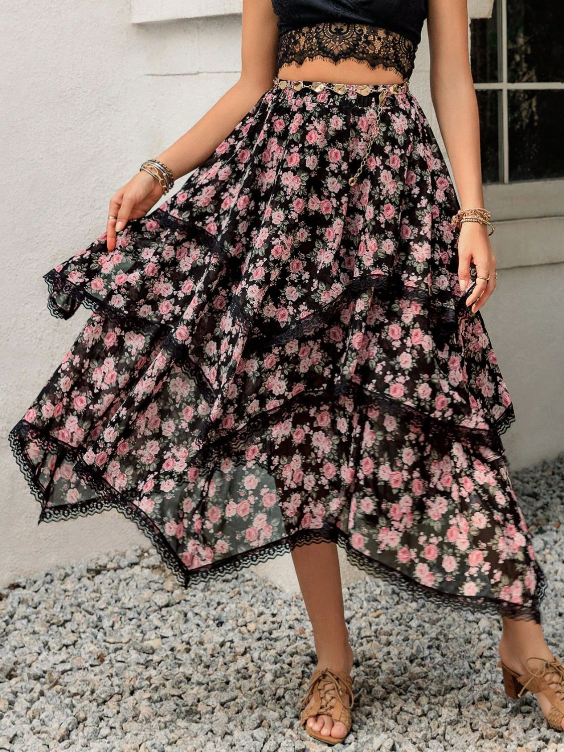 LIZAKOSHT  -  Lace Detail Layered Printed Skirt