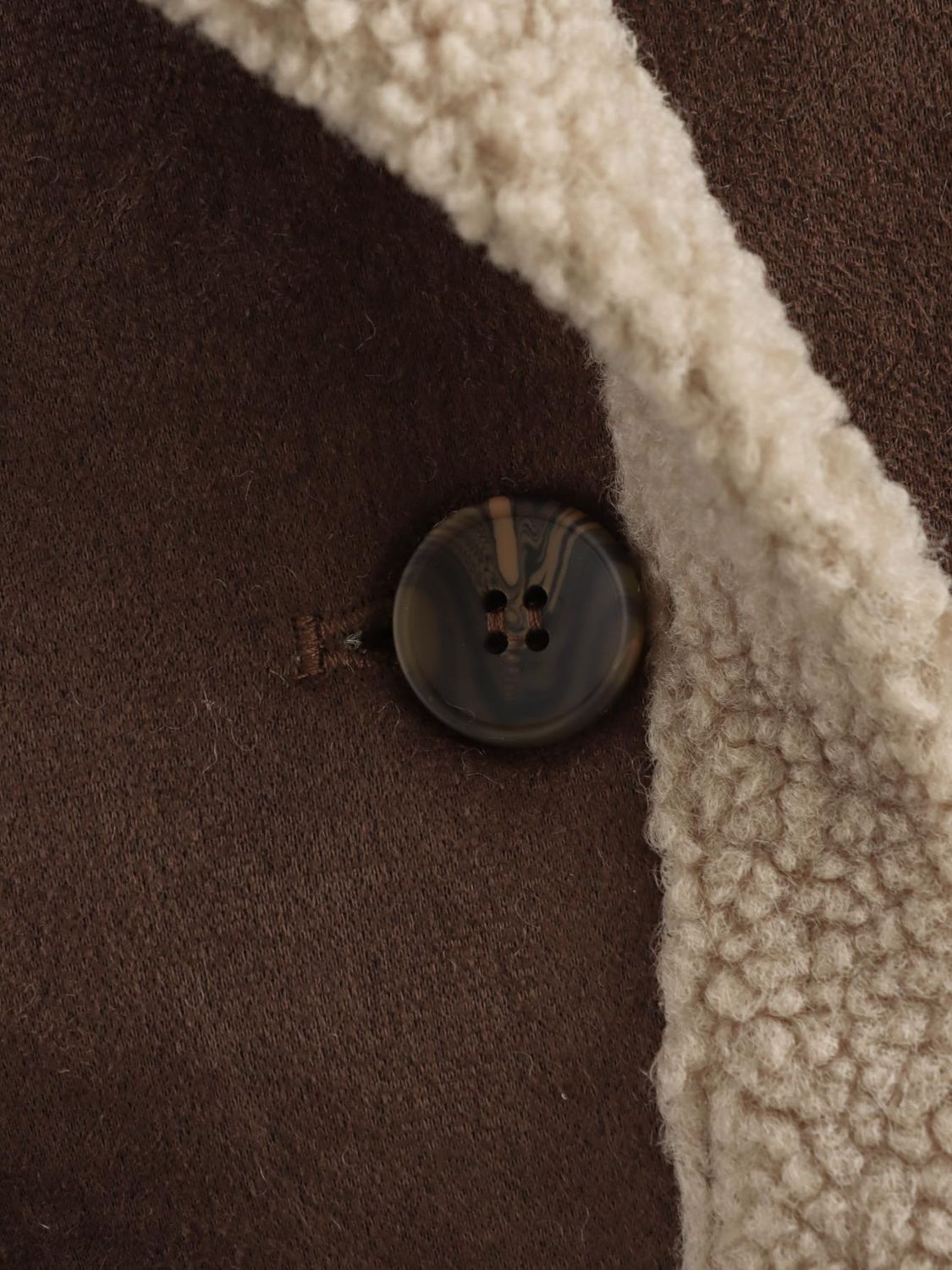 LIZAKOSHT  -  Collared Neck Long Sleeve Jacket