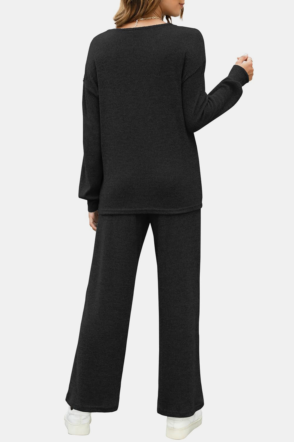 LIZAKOSHT  -  Round Neck Long Sleeve Top and Pants Set