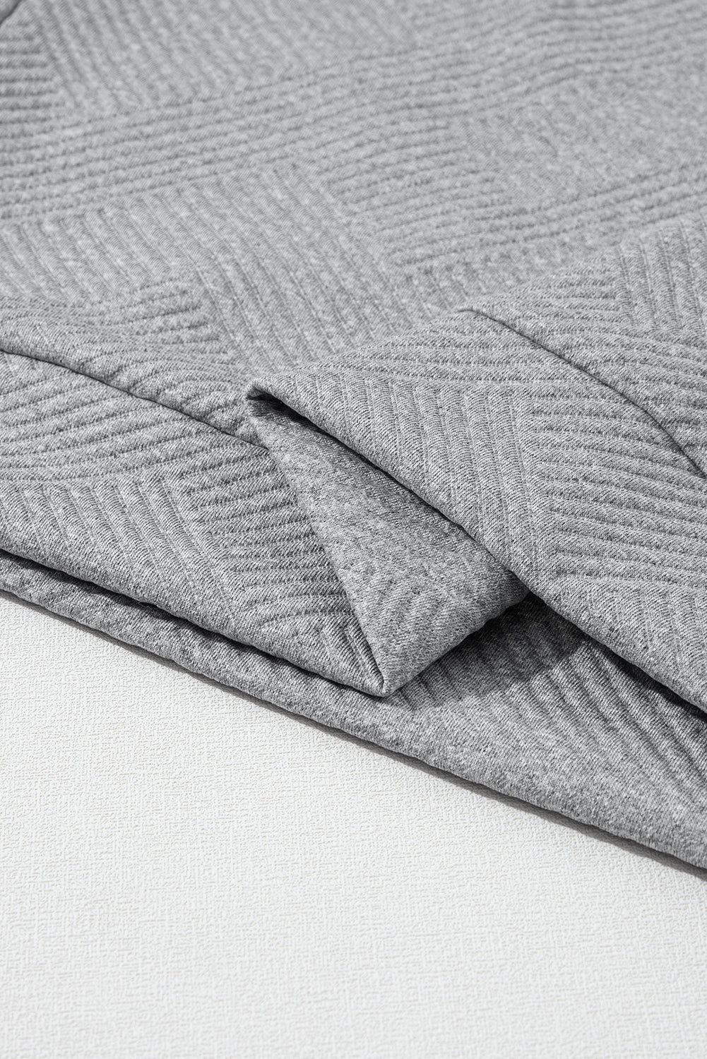 LIZAKOSHT  -  Textured Turtleneck Long Sleeve Sweatshirt